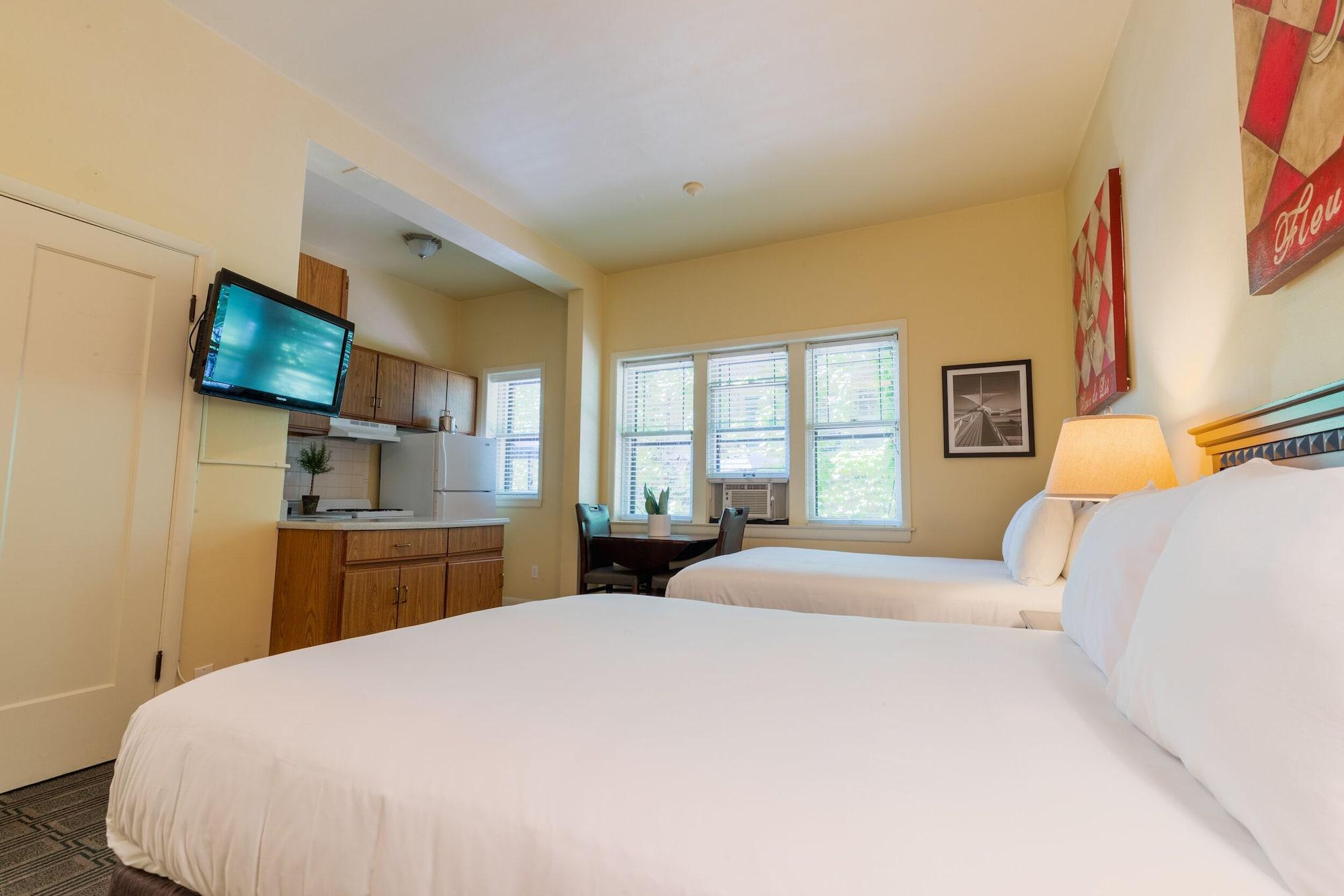Hotel The Plaza - 3*