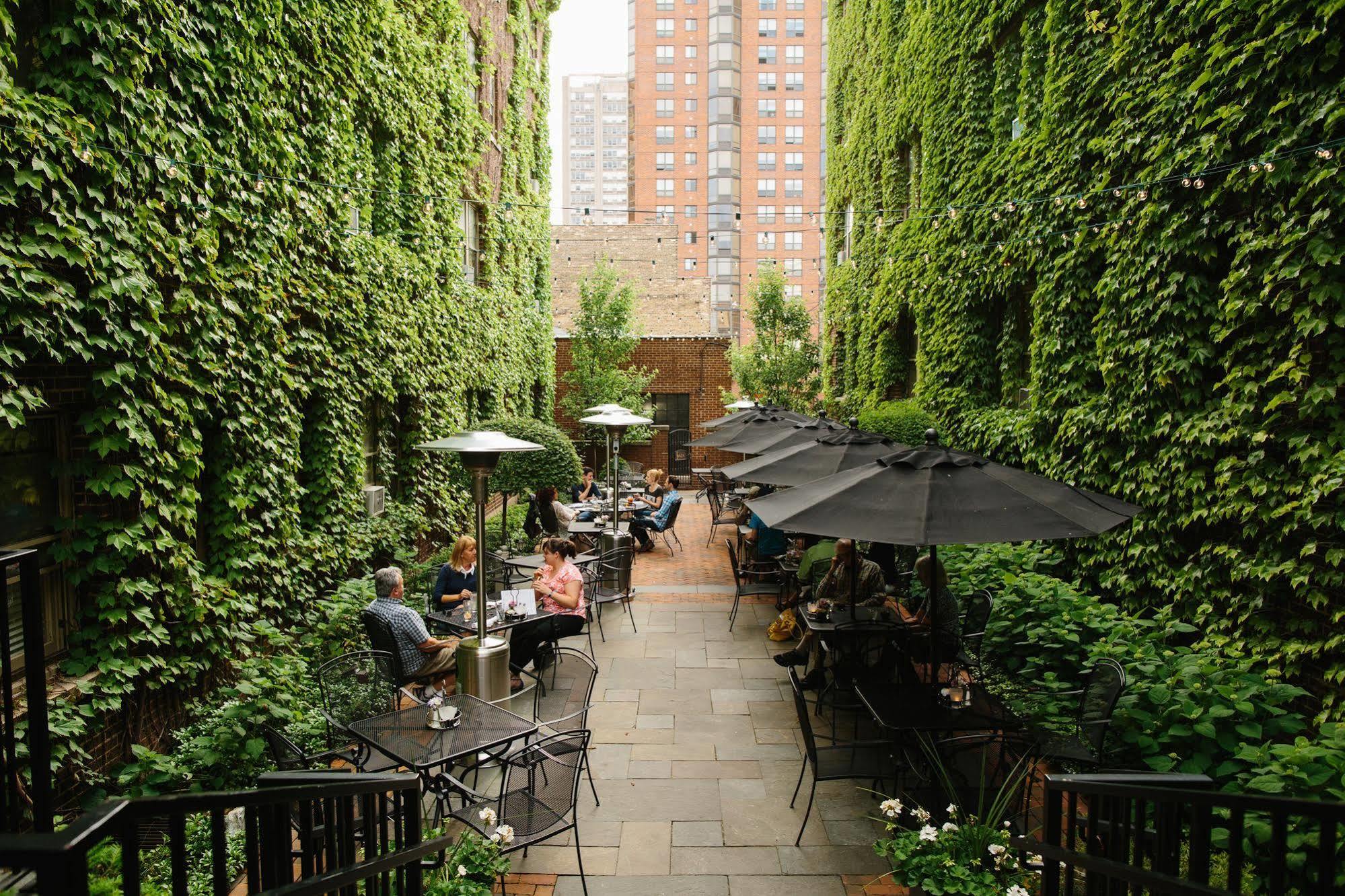 The Plaza - 3*